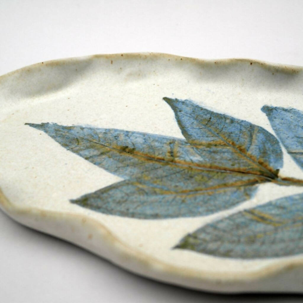 Medium Ceramic Tray - Print hoja